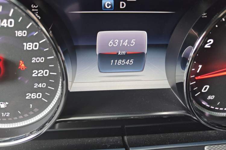 Used Mercedes-Benz E-Class 2017 E 200 Sport 4MATIC Odometer Close Up