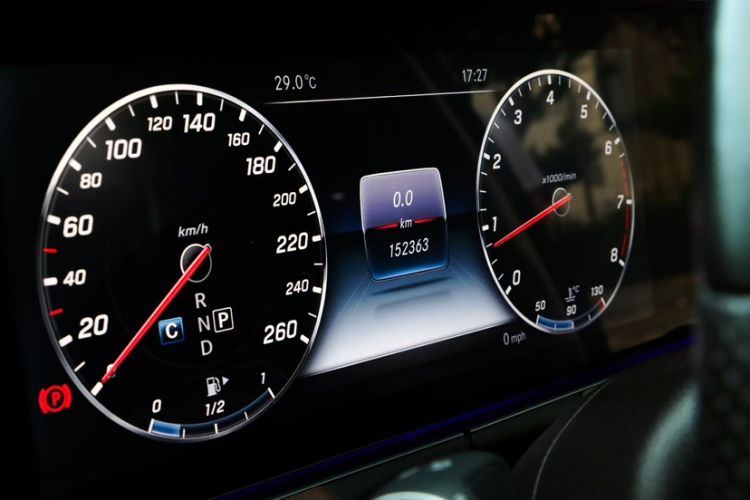 Used Mercedes-Benz E-Class 2017 E 320 L 4MATIC Odometer Close Up