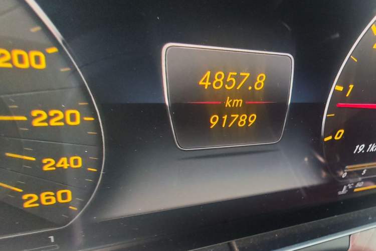 Used Mercedes-Benz E-Class 2017 E 200 L 4MATIC Odometer Close Up