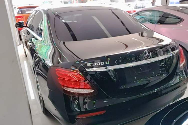 Used Mercedes-Benz E-Class 2017 E 300 L Sport Luxury Edition Rear Left 45 Deg