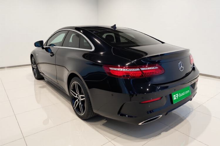 Used Mercedes-Benz E-Class 2017 E 300 Coupe Rear Left 45 Deg