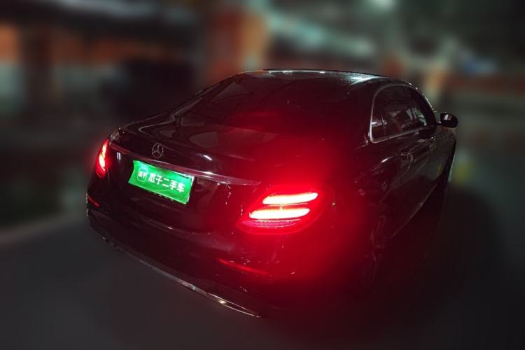 Used Mercedes-Benz E-Class 2017 E 300 L Sporty and Stylish Model Rear Right 45 Deg