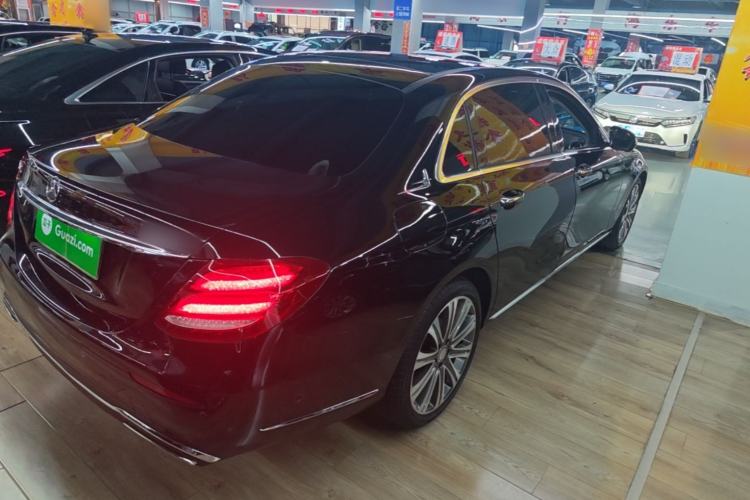 Used Mercedes-Benz E-Class 2017 E 320 L 4MATIC Rear Right 45 Deg