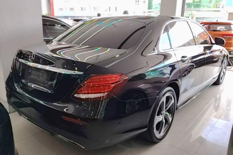 Used Mercedes-Benz E-Class 2017 E 300 L Sport Luxury Edition Rear Right 45 Deg