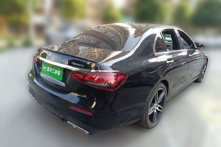 Used Mercedes-Benz E-Class 2017 E 300 Sport Edition Rear Right 45 Deg