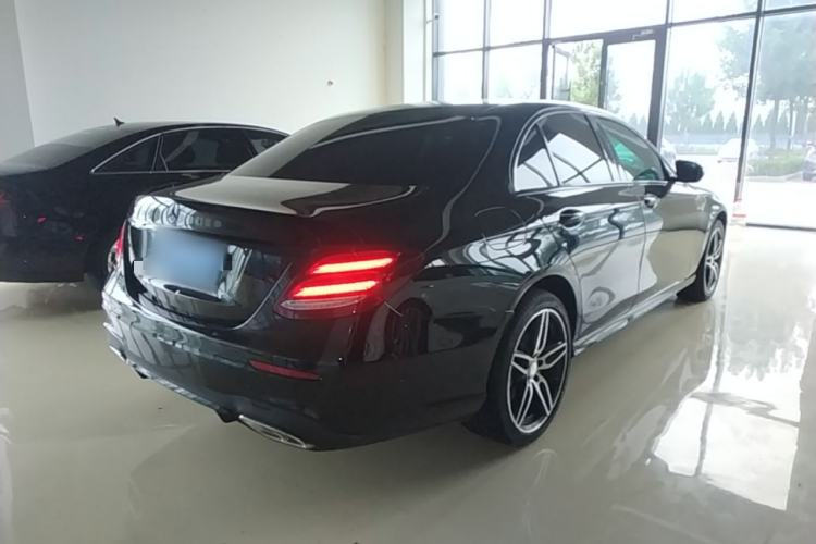 Used Mercedes-Benz E-Class 2017 E 200 Sport 4MATIC Rear Right 45 Deg