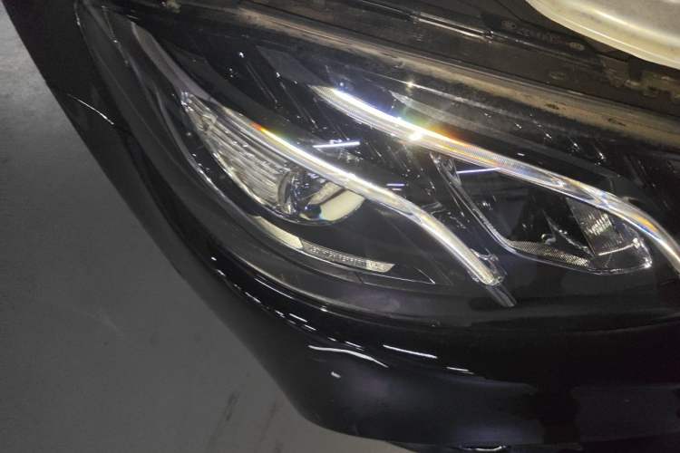 Used Mercedes-Benz E-Class 2017 E 200 L Sport 4MATIC Right Front Headlight