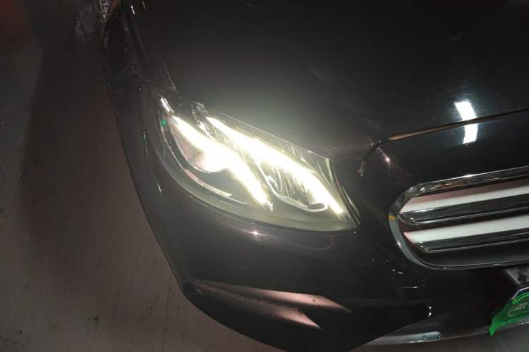 Used Mercedes-Benz E-Class 2017 E 300 L Sporty and Stylish Model Right Front Headlight
