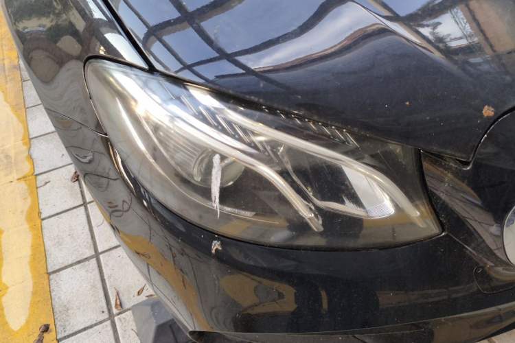 Used Mercedes-Benz E-Class 2017 E 200 Sport 4MATIC Right Front Headlight