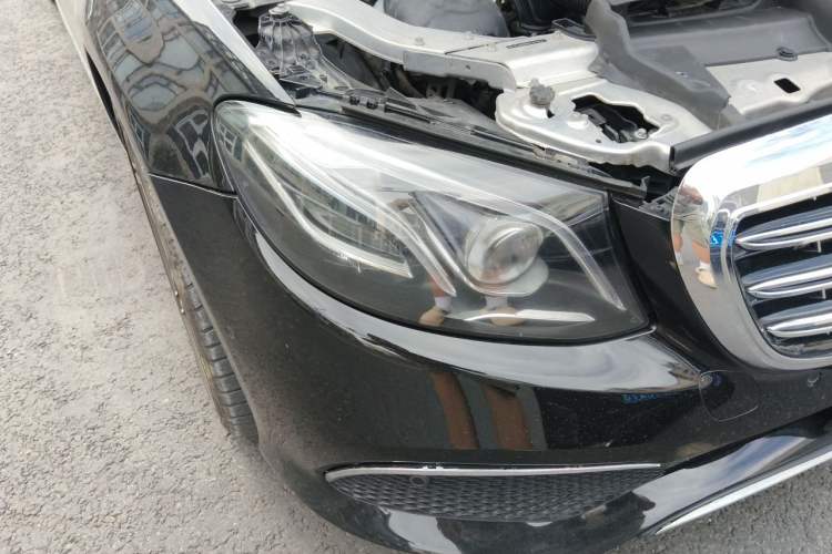 Used Mercedes-Benz E-Class 2017 E 320 L Sport 4MATIC Right Front Headlight