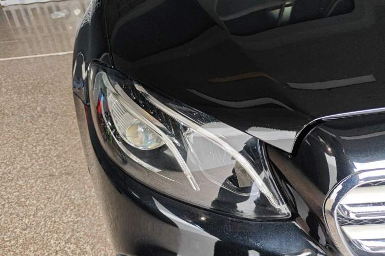 Used Mercedes-Benz E-Class 2017 E 200 Sport 4MATIC Right Front Headlight