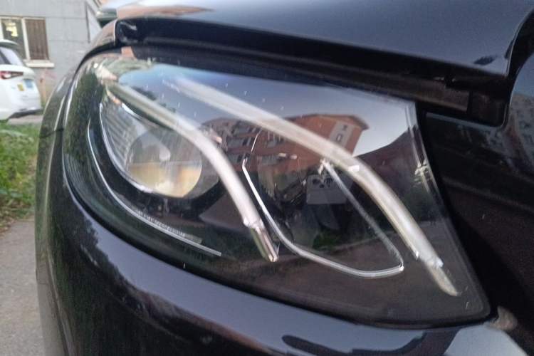 Used Mercedes-Benz E-Class 2017 E 300 L Sport Luxury Edition Right Front Headlight