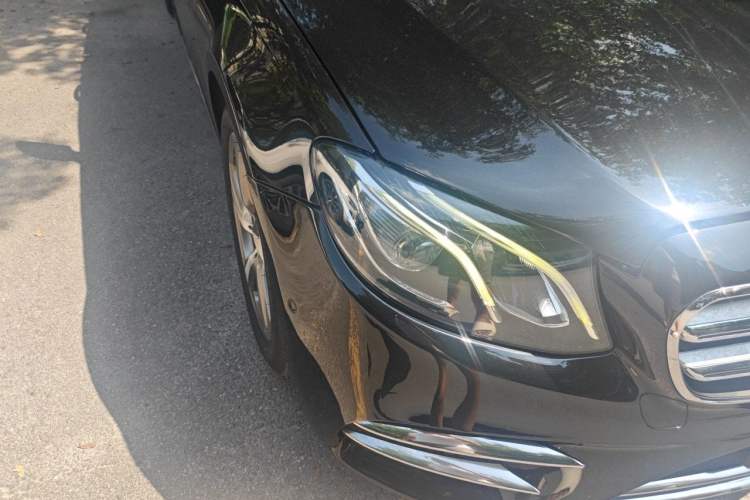 Used Mercedes-Benz E-Class 2017 E 300 L Sporty and Stylish Model Right Front Headlight