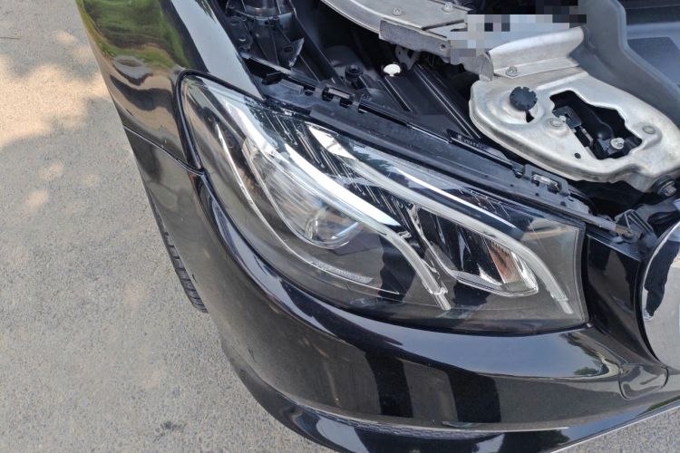 Used Mercedes-Benz E-Class 2017 E 200 Sport 4MATIC Right Front Headlight