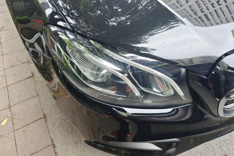 Used Mercedes-Benz E-Class 2017 E 200 Sport Right Front Headlight
