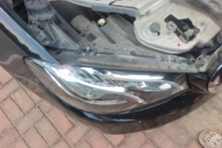 Used Mercedes-Benz E-Class 2017 E 300 L Luxury Model Right Front Headlight