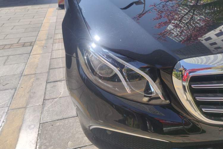 Used Mercedes-Benz E-Class 2017 E 300 L Luxury Model Right Front Headlight