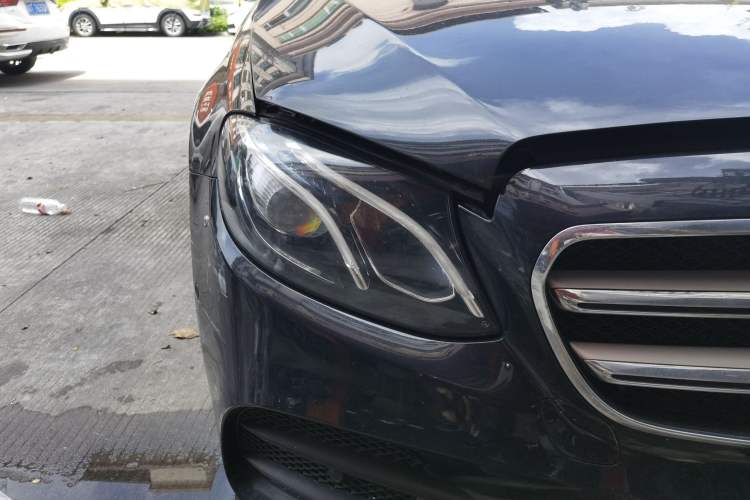 Used Mercedes-Benz E-Class 2017 E 300 L Sport Luxury Edition Right Front Headlight
