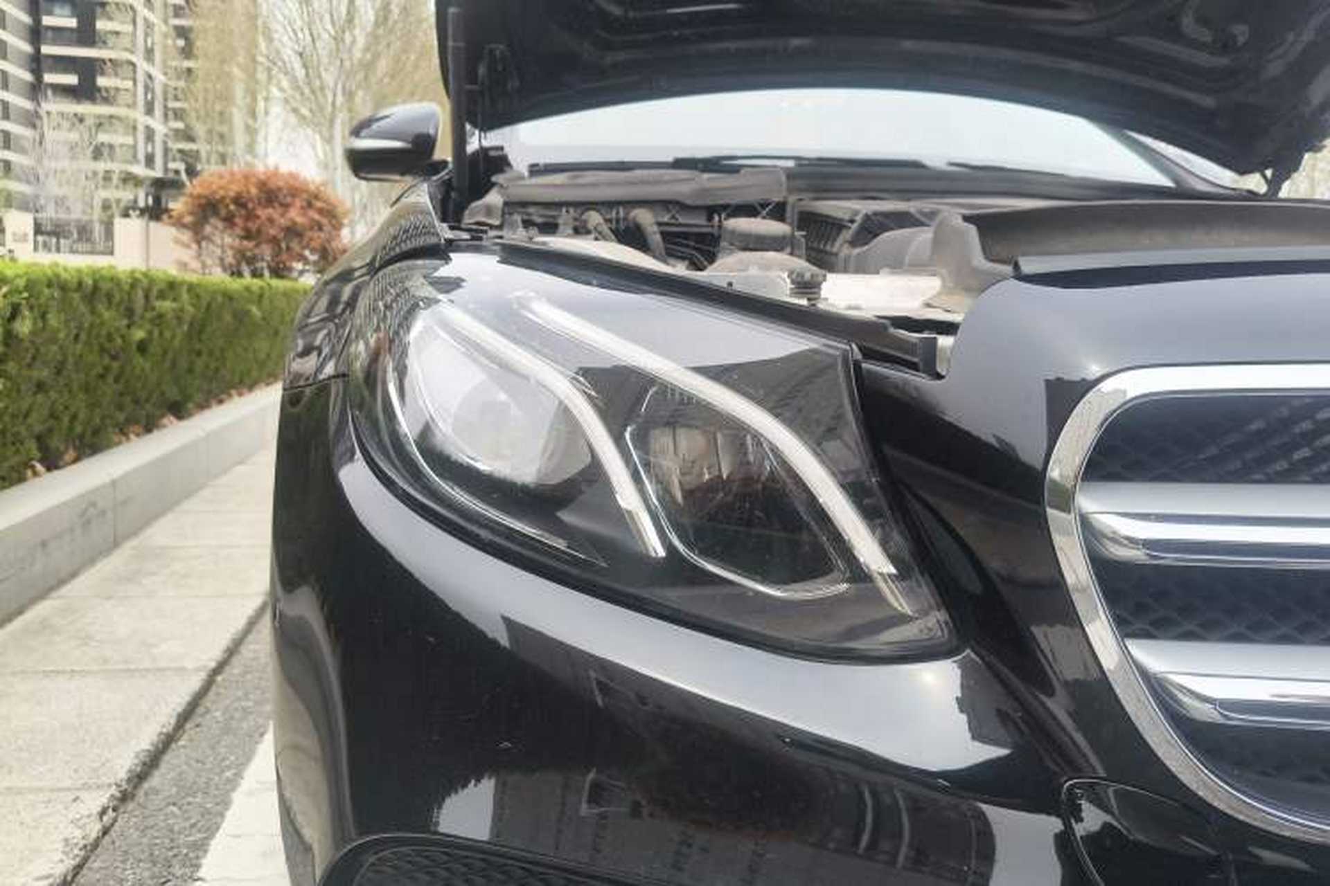 Used Mercedes-Benz E-Class 2017 E 300 L Sporty and Stylish Model Right Front Headlight