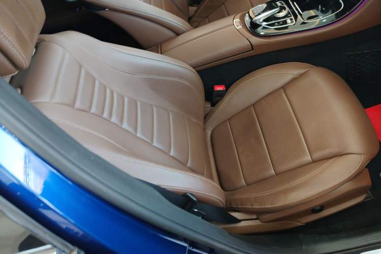 Used Mercedes-Benz E-Class 2017 E 300 L Sport Luxury Edition Right Front Seat
