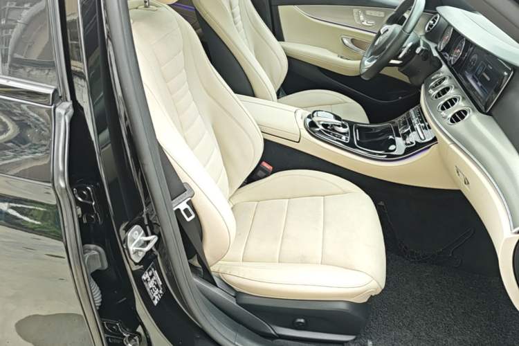 Used Mercedes-Benz E-Class 2017 E 300 Sport Edition Right Front Seat
