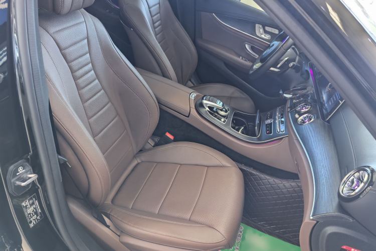 Used Mercedes-Benz E-Class 2017 E 300 L Sport Luxury Edition Right Front Seat