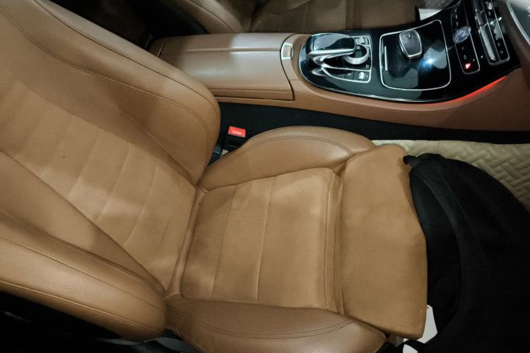 Used Mercedes-Benz E-Class 2017 E 200 Sport 4MATIC Right Front Seat