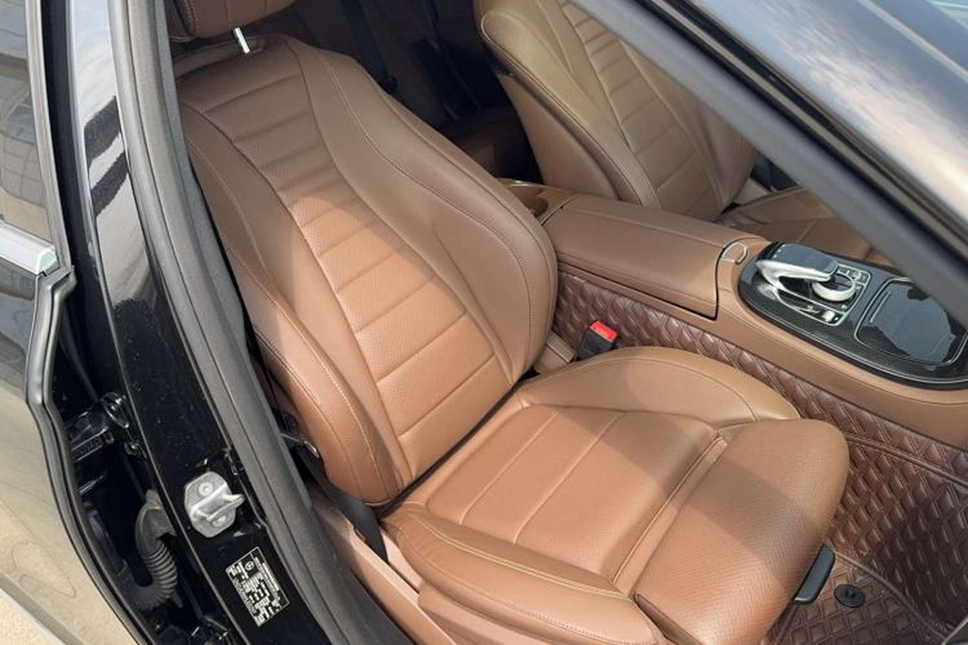 Used Mercedes-Benz E-Class 2017 E 200 L Sport 4MATIC Right Front Seat