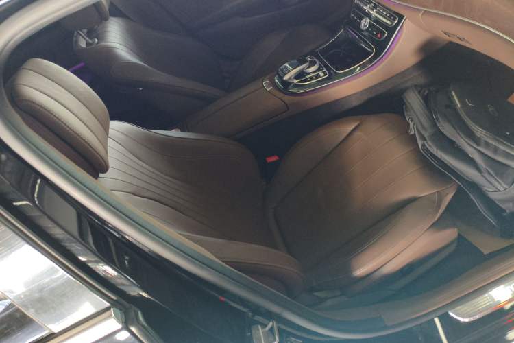 Used Mercedes-Benz E-Class 2017 E 320 L 4MATIC Right Front Seat