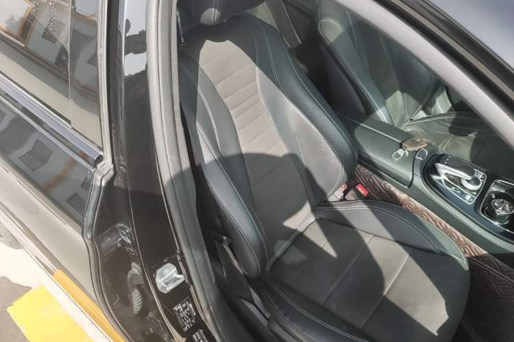 Used Mercedes-Benz E-Class 2017 Restyled E 300 Sport Edition Right Front Seat