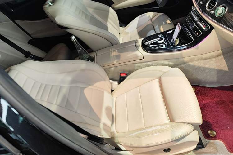 Used Mercedes-Benz E-Class 2017 E 200 L Sport 4MATIC Right Front Seat