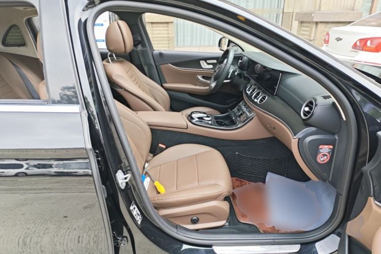 Used Mercedes-Benz E-Class 2017 E 300 L Sport Luxury Edition Right Front Seat