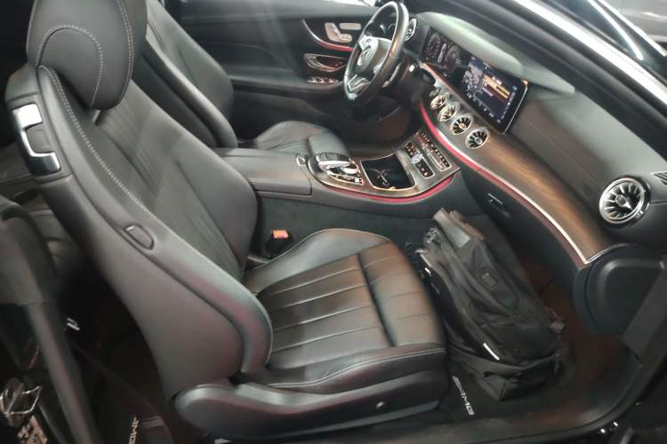Used Mercedes-Benz E-Class 2017 E 200 Coupe Right Front Seat