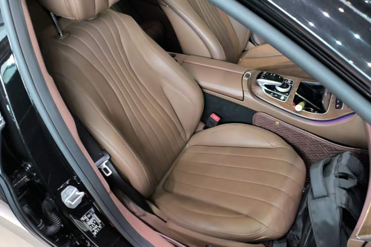 Used Mercedes-Benz E-Class 2017 E 300 L Luxury Model Right Front Seat