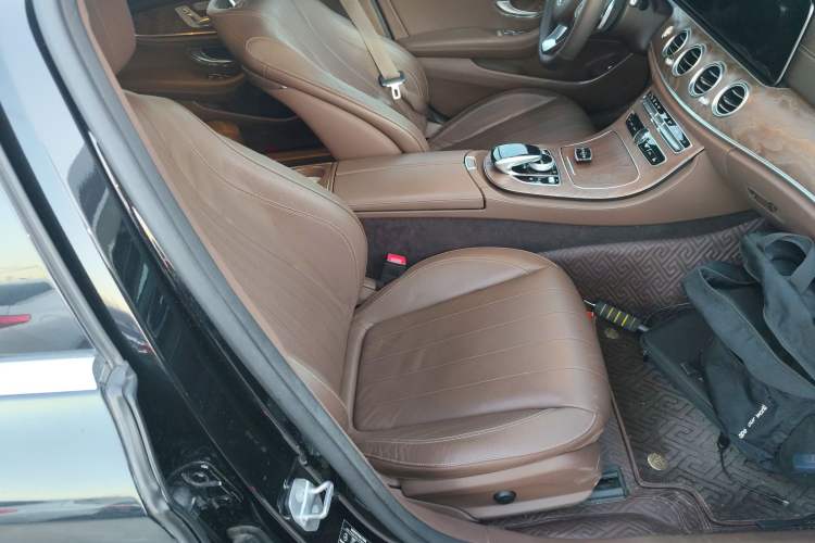 Used Mercedes-Benz E-Class 2017 E 320 L 4MATIC Right Front Seat