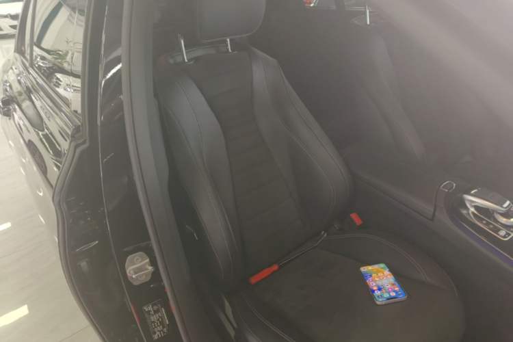 Used Mercedes-Benz E-Class 2017 E 300 Sport Edition Right Front Seat