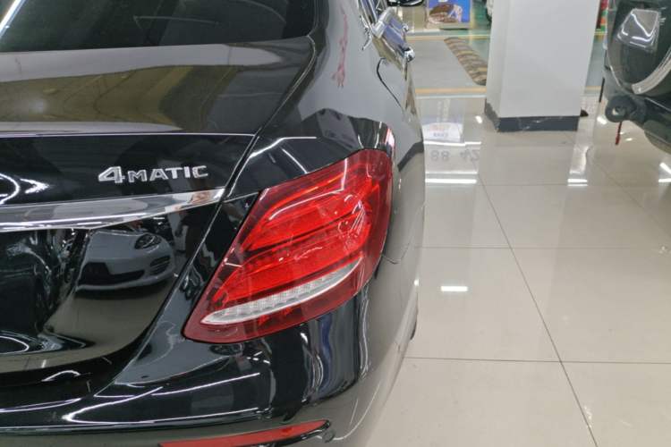 Used Mercedes-Benz E-Class 2017 E 200 L Sport 4MATIC Right Rear Taillight