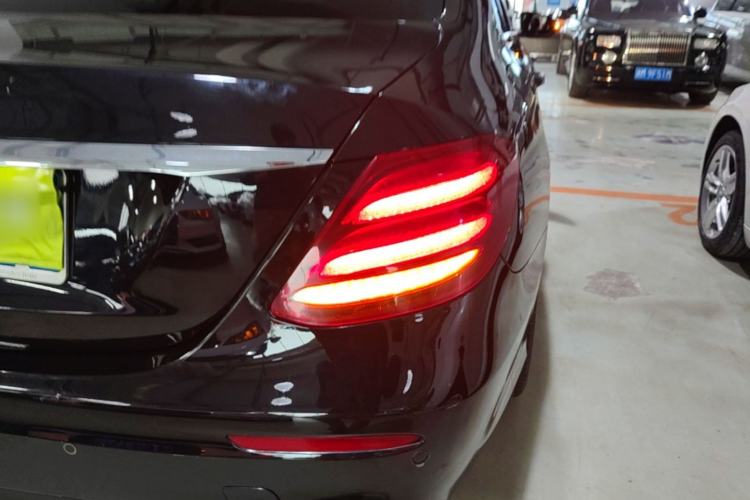 Used Mercedes-Benz E-Class 2017 E 300 Sport Edition Right Rear Taillight