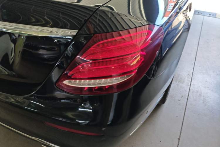 Used Mercedes-Benz E-Class 2017 E 300 L Luxury Model Right Rear Taillight