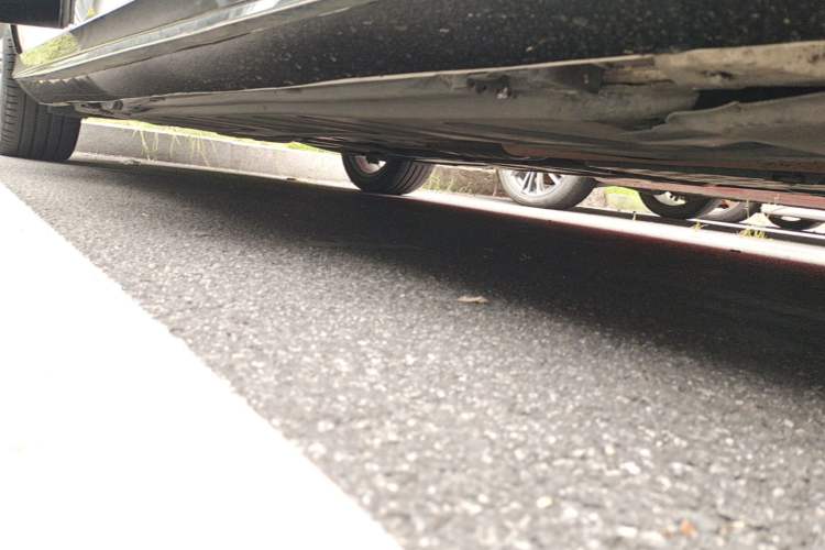 Used Mercedes-Benz E-Class 2017 E 300 L Sport Luxury Edition Right Side Sill