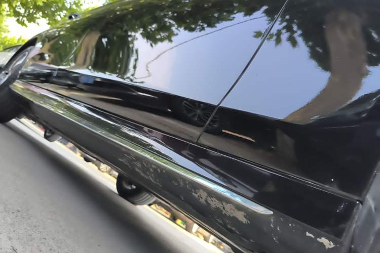 Used Mercedes-Benz E-Class 2017 E 200 L Sport 4MATIC Right Side Sill