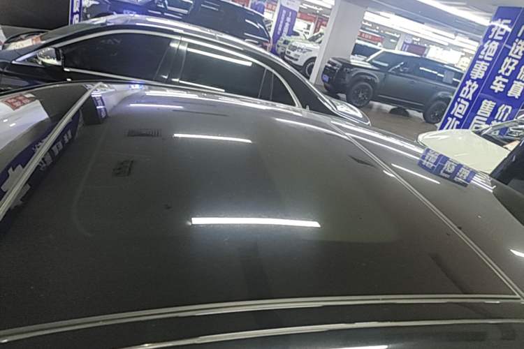 Used Mercedes-Benz E-Class 2017 E 320 L Sport 4MATIC Roof
