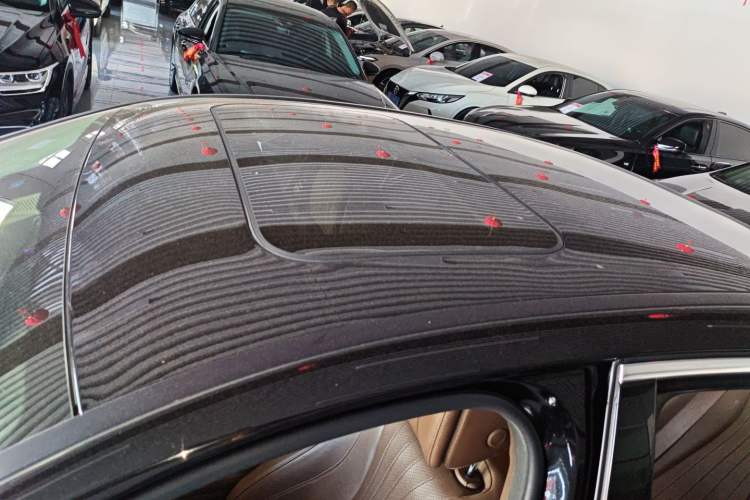 Used Mercedes-Benz E-Class 2017 E 200 L 4MATIC Roof