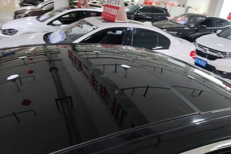 Used Mercedes-Benz E-Class 2017 E 300 Sport Edition Roof