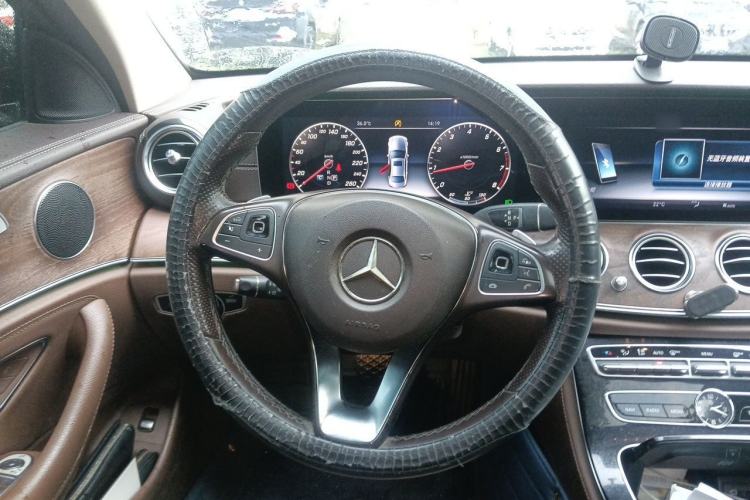 Used Mercedes-Benz E-Class 2017 E 200 L 4MATIC Steering Wheel