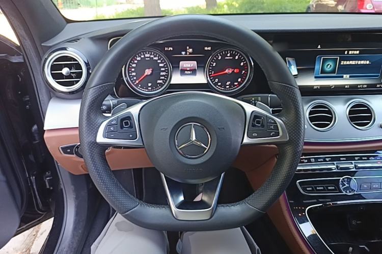 Used Mercedes-Benz E-Class 2017 E 200 Sport 4MATIC Steering Wheel