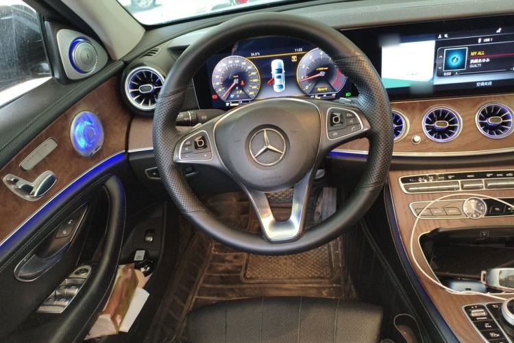 Used Mercedes-Benz E-Class 2017 E 200 L 4MATIC Steering Wheel