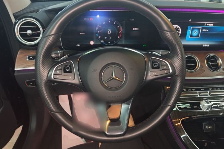 Used Mercedes-Benz E-Class 2017 E 320 L 4MATIC Steering Wheel