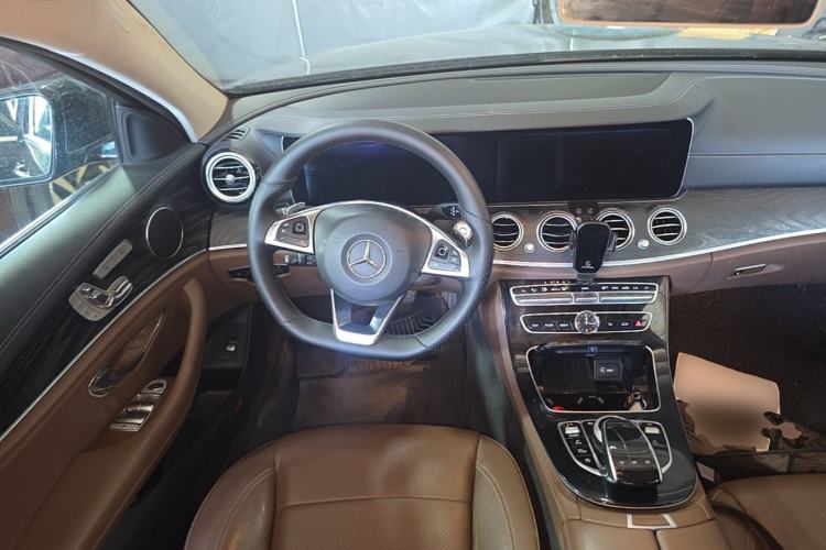 Used Mercedes-Benz E-Class 2017 E 300 L Sporty and Stylish Model Steering Wheel