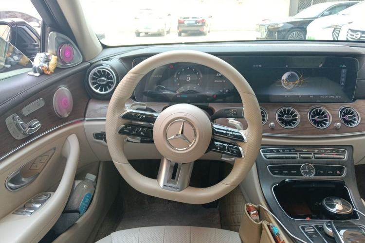 Used Mercedes-Benz E-Class 2017 E 300 L Luxury Model Steering Wheel